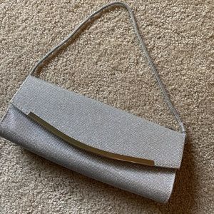 Silver sparkly clutch purse